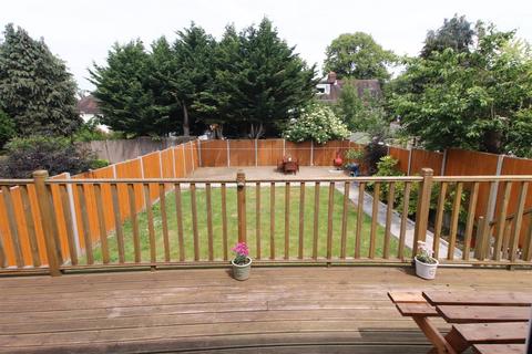 33 Felstead Road, Orpington, BR6 9AA