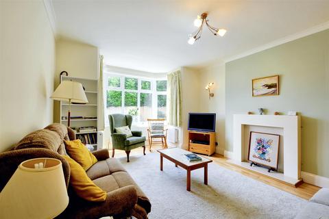 7 Abbey Drive, Beeston, Nottingham, NG9 2QG