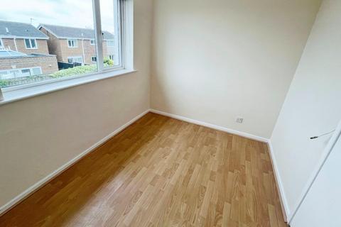 2 bedroom flat to rent, Peebles Close, North Shields