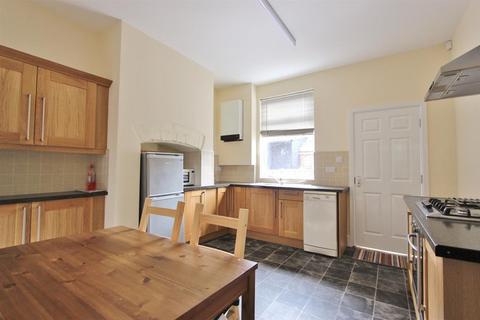 3 bedroom terraced house to rent, Neill Road, Sheffield, S11 8QJ