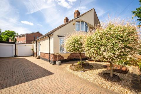 3 bedroom semi-detached house to rent, Hurst Road, Sidcup