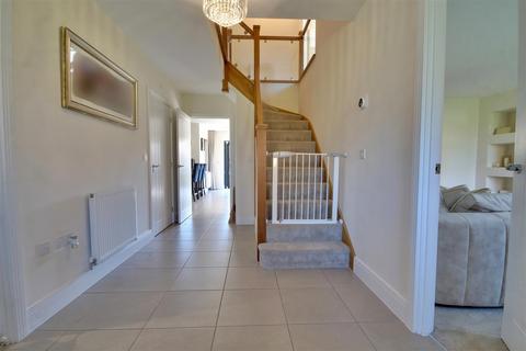 5 bedroom detached house for sale, Paddock View, Walkington, Beverley