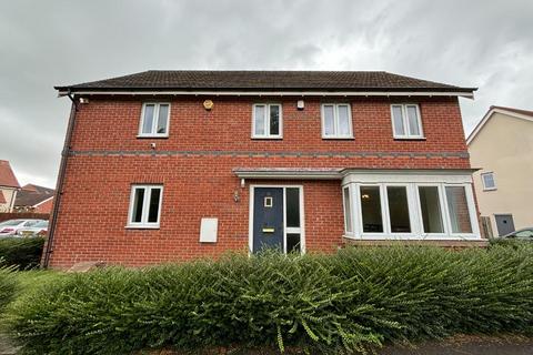 4 bedroom detached house to rent, Dipper Drive, Altrincham