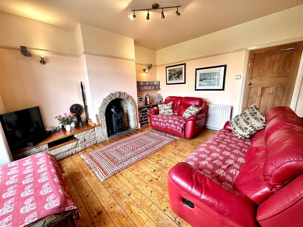 Lounge with featured window