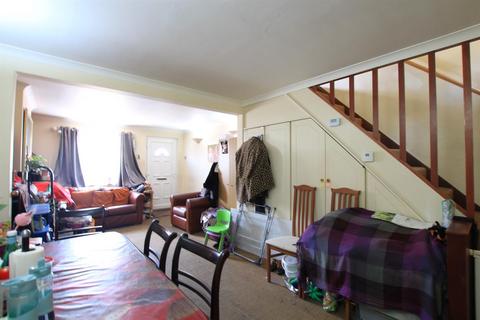153 Martindale Road, Hounslow, TW4 7EZ