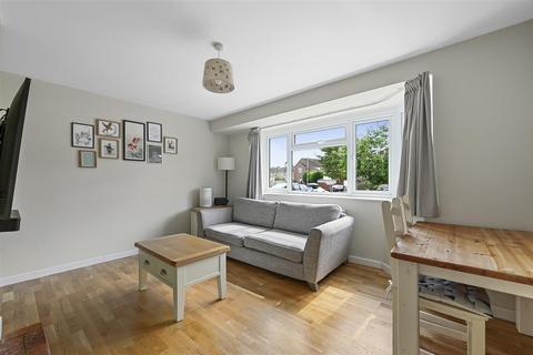 45 Ash Grove, Chelmsford, CM2 9JT