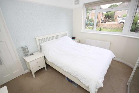 2 bedroom flat to rent, Transmere Close, Petts Wood