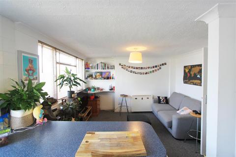 1 bedroom flat to rent, Quayfil House, 24-25 Broad Street, Brighton