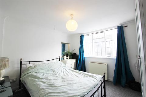 1 bedroom flat to rent, Quayfil House, 24-25 Broad Street, Brighton