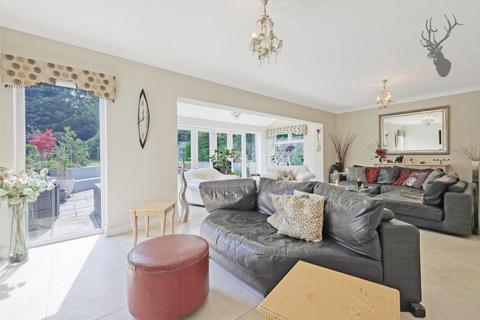 4 bedroom detached house for sale, Ripley View, Loughton