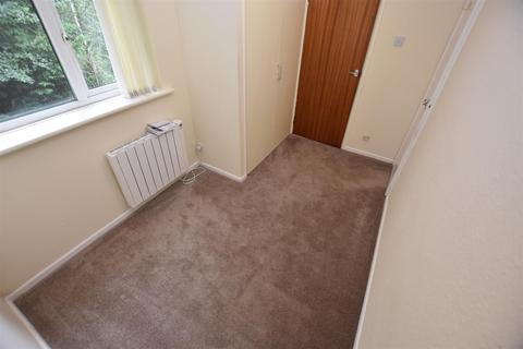 1 bedroom apartment to rent, Puxton Drive, Kidderminster DY11