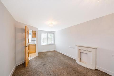 1 bedroom retirement property to rent, Snakes Lane West, Woodford Green