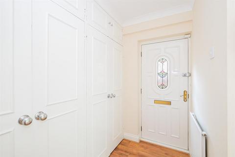 3 bedroom flat for sale, Royston Court, Royston Gardens, Redbridge