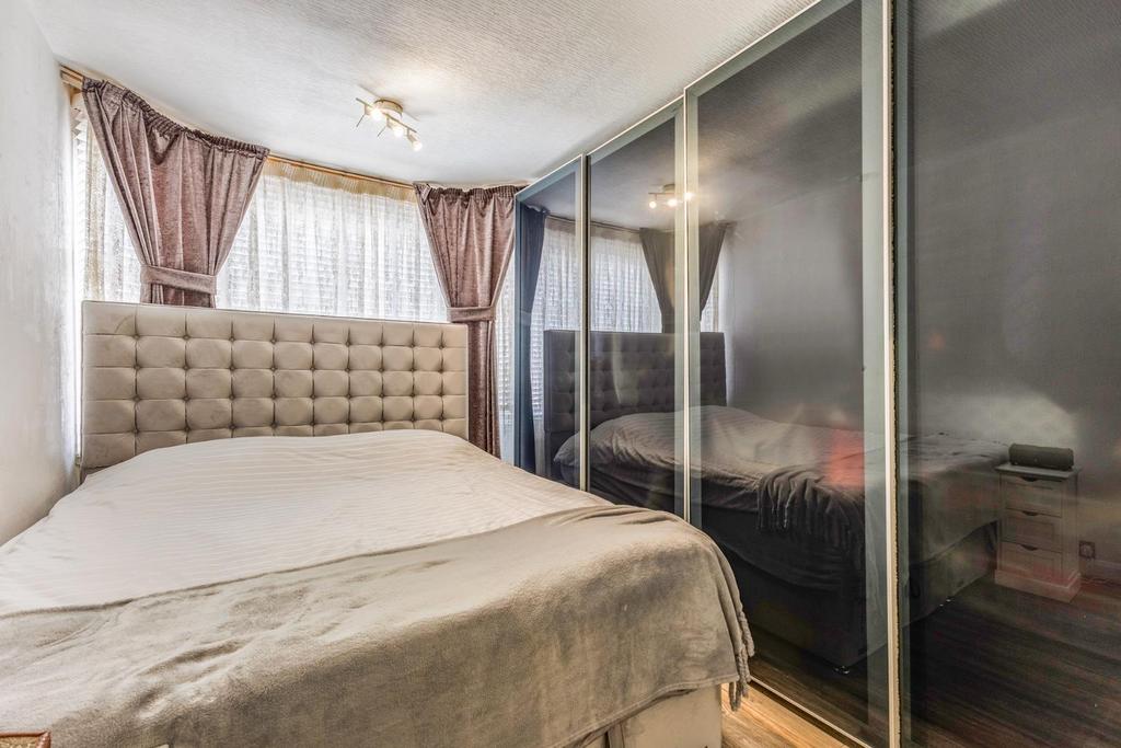 6 R1 A4448-HDR.jpg