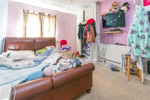 3 bedroom end of terrace house for sale, Wilford Road, Ruddington, Nottingham