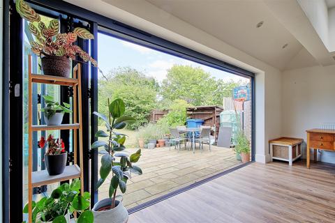35 Leys Road, Cambridge, CB4 2AR