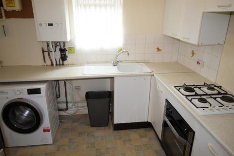 1 bedroom flat to rent, Yarwell Court, Kettering NN15