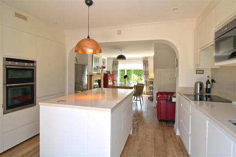 3 bedroom detached house for sale, Carlton Drive, North Wootton