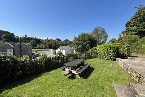4 bedroom character property for sale, Fore Street, Lerryn, Lostwithiel