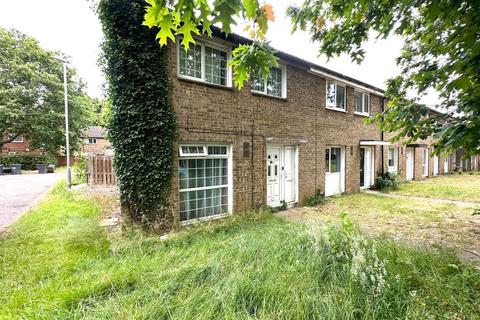 3 bedroom end of terrace house for sale, Greatmeadow, Blackthorn, Northampton NN3