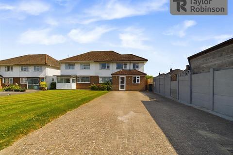 4 bedroom house for sale, Cook Road, Crawley
