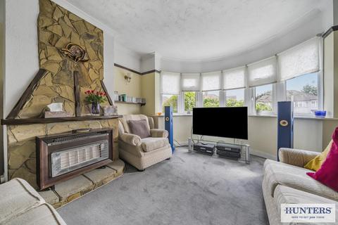 3 bedroom semi-detached house for sale, Okehampton Crescent, Welling