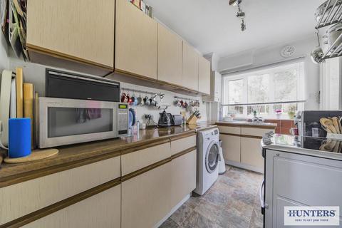 81 Okehampton Crescent, Welling, DA16 1DQ