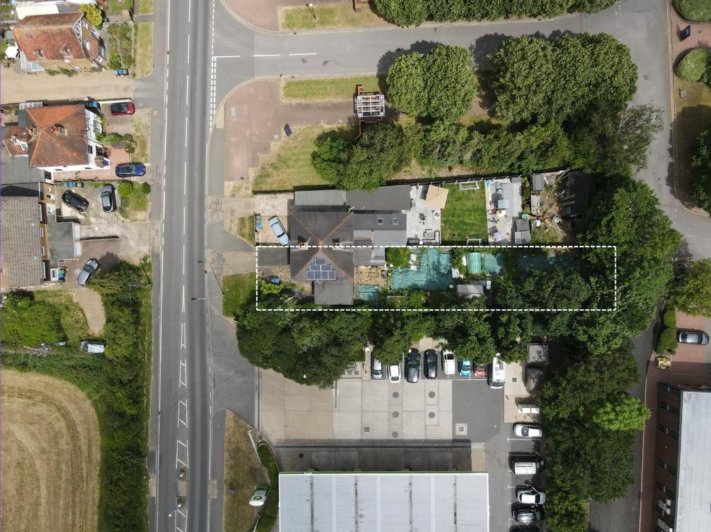 409 Leatherhead Road Plot Outline.png