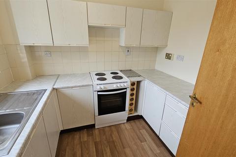 2 bedroom flat to rent, Clyde View Court, Glasgow G60