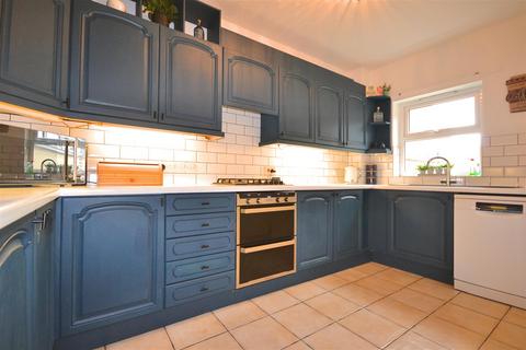 4 bedroom terraced house for sale, Buckbury Mews, Dorchester