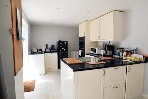 24 Bramble Close, Uppingham, Oakham, LE15 9PH