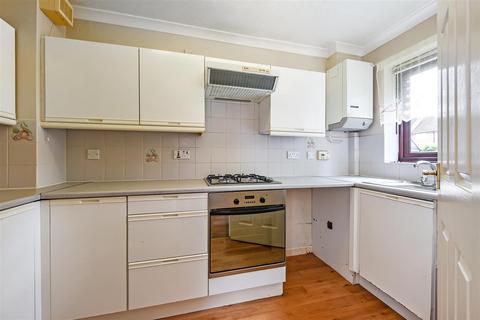 2 bedroom terraced house for sale, Brackenbury, Andover