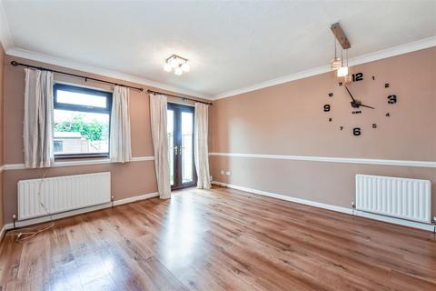 2 bedroom terraced house for sale, Brackenbury, Andover