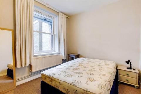 3 bedroom flat to rent, Fulham Court,Fulham Road