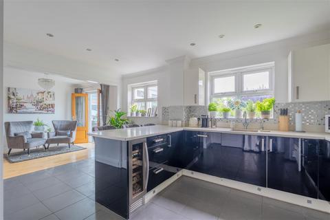 6 bedroom detached house for sale, Scott Walk, Bridgeyate, Bristol