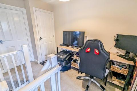 78 Merlin Road, Corby, NN17 5FQ