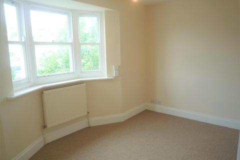 3 bedroom flat to rent, Lewes Road, Brighton