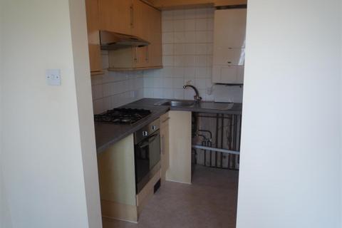 3 bedroom flat to rent, Lewes Road, Brighton