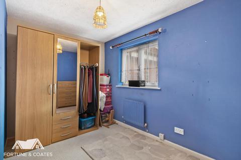 86 Bentley Drive, Church Langley, Harlow, CM17 9QT