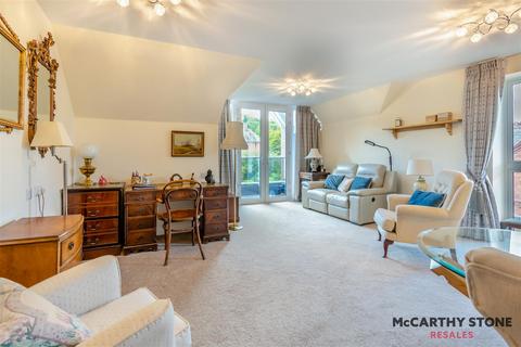 1 bedroom apartment for sale, Filey Road, Scarborough - CAR PARKING SPACE INCLUDED