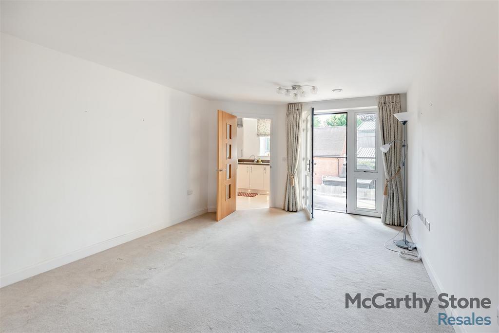 8657168-interior02.jpg