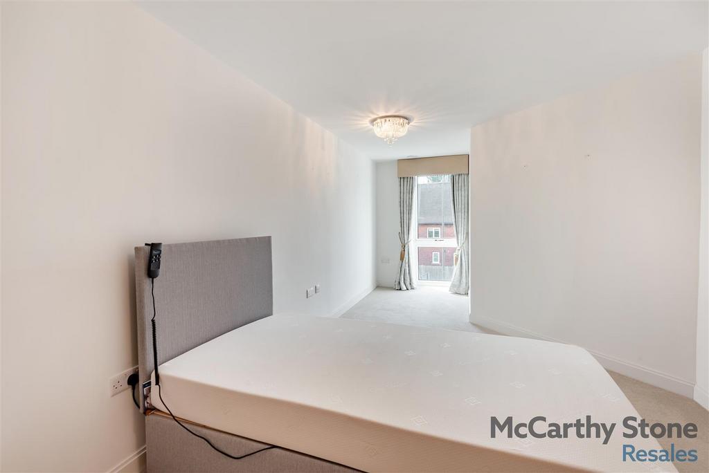 8657168-interior06.jpg