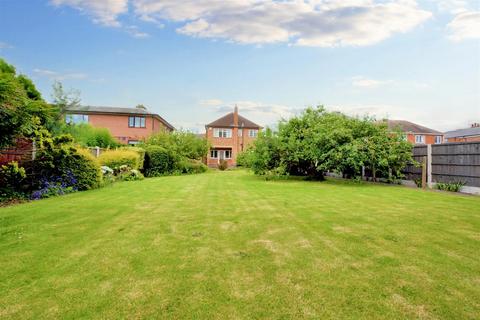 3 bedroom detached house for sale, Wyvern Avenue, Long Eaton