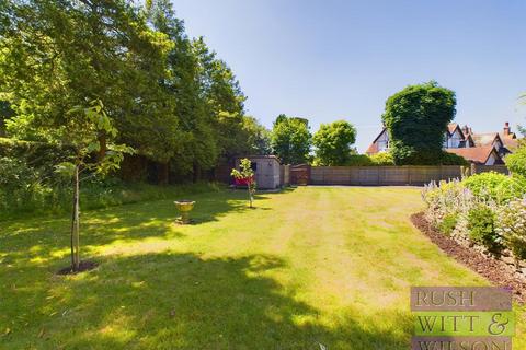 4 bedroom semi-detached house for sale, Hollington Park Road, St. Leonards-On-Sea