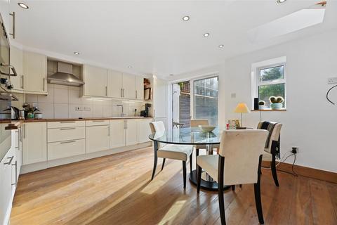 3 bedroom terraced house for sale, Tea Cottage, Ceylon Road, London W14