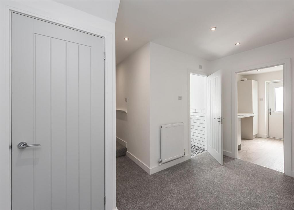 91 Planks Lane-hall.jpg