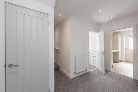 91 Planks Lane, Wombourne, Wolverhampton, WV5 8DX