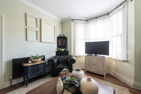 39 Thornton Road, Belvedere, DA17 6DD