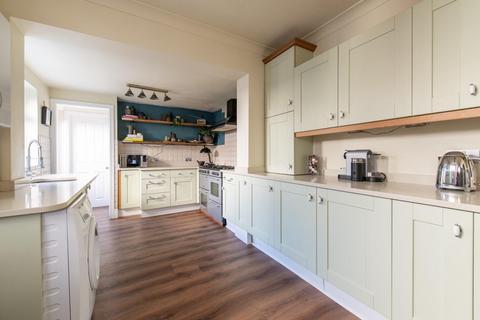 39 Thornton Road, Belvedere, DA17 6DD