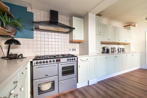 39 Thornton Road, Belvedere, DA17 6DD